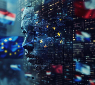 Digitálne spracovaná tvár so symbolmi Európskej únie a AI, obklopená dátovými prvkami a európskymi vlajkami.